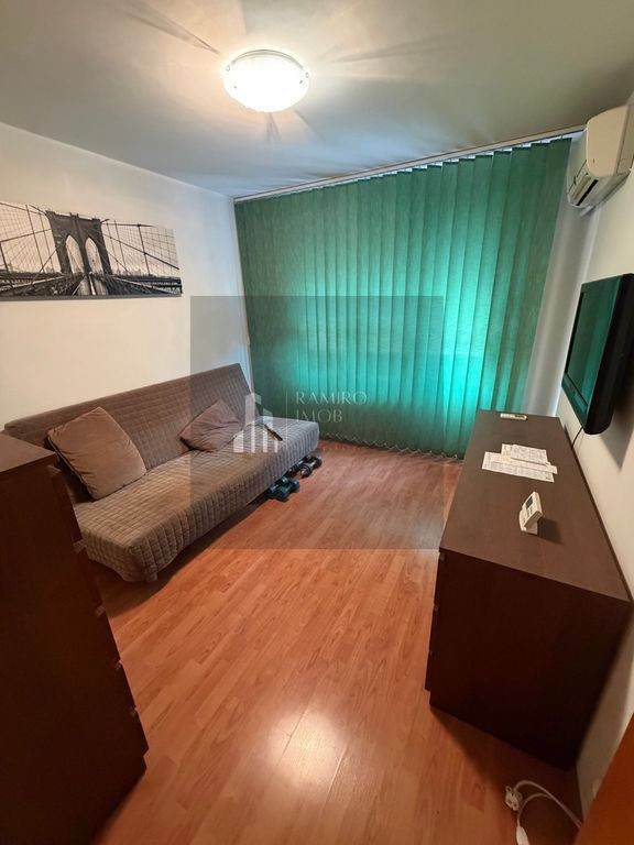 Apartament 2 camerwe decomandat / Centrala proprie