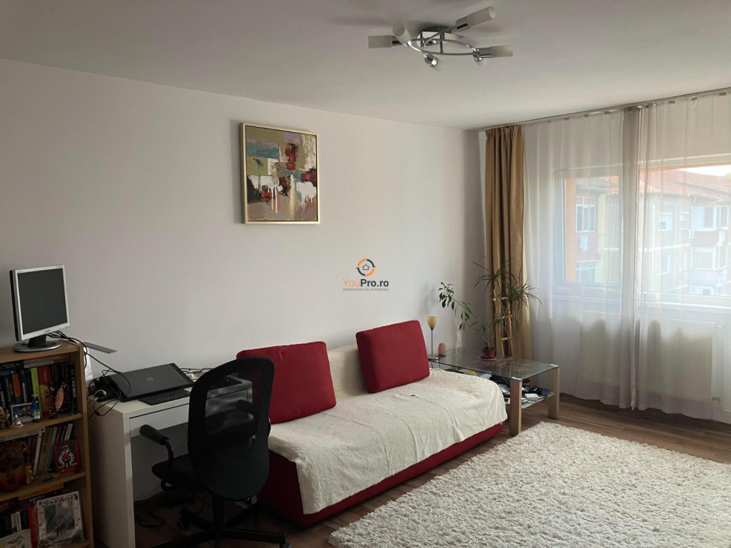 Apartament 2 Camere Decomandat / Bloc Izolat Zona Aradului