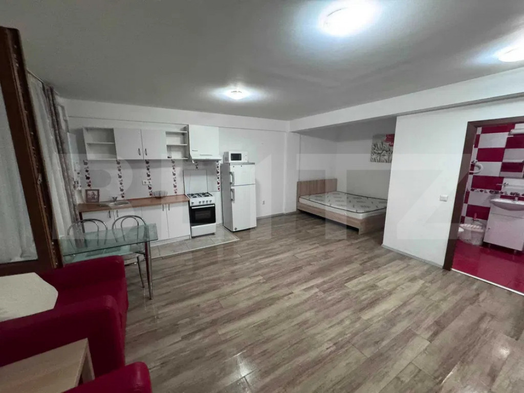 Garsoniera de inchriat, 35 mp, zona Sub Cetate