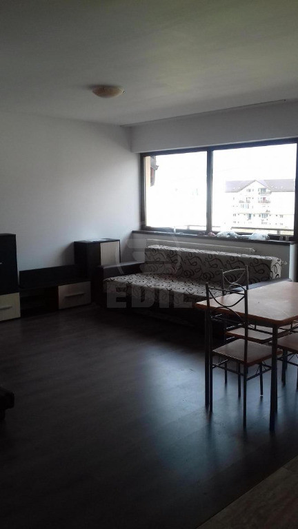 Apartament cu 3 camere de închiriat – Florești, zona Eroilor
