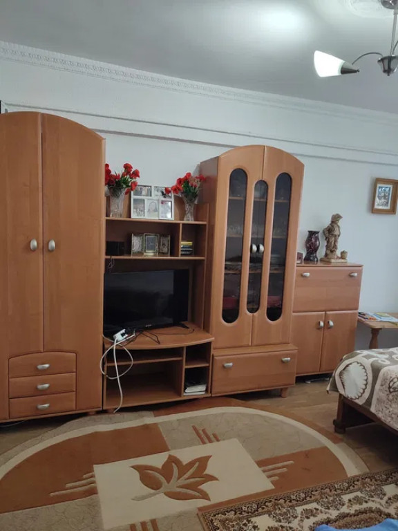 Apartament Cu 2 Camere Decomandate Zona Zamca