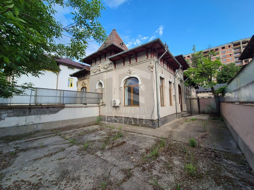 Casa Parcul Carol Arhitectura deosebita Lot 375 mp - Dubla deschidere