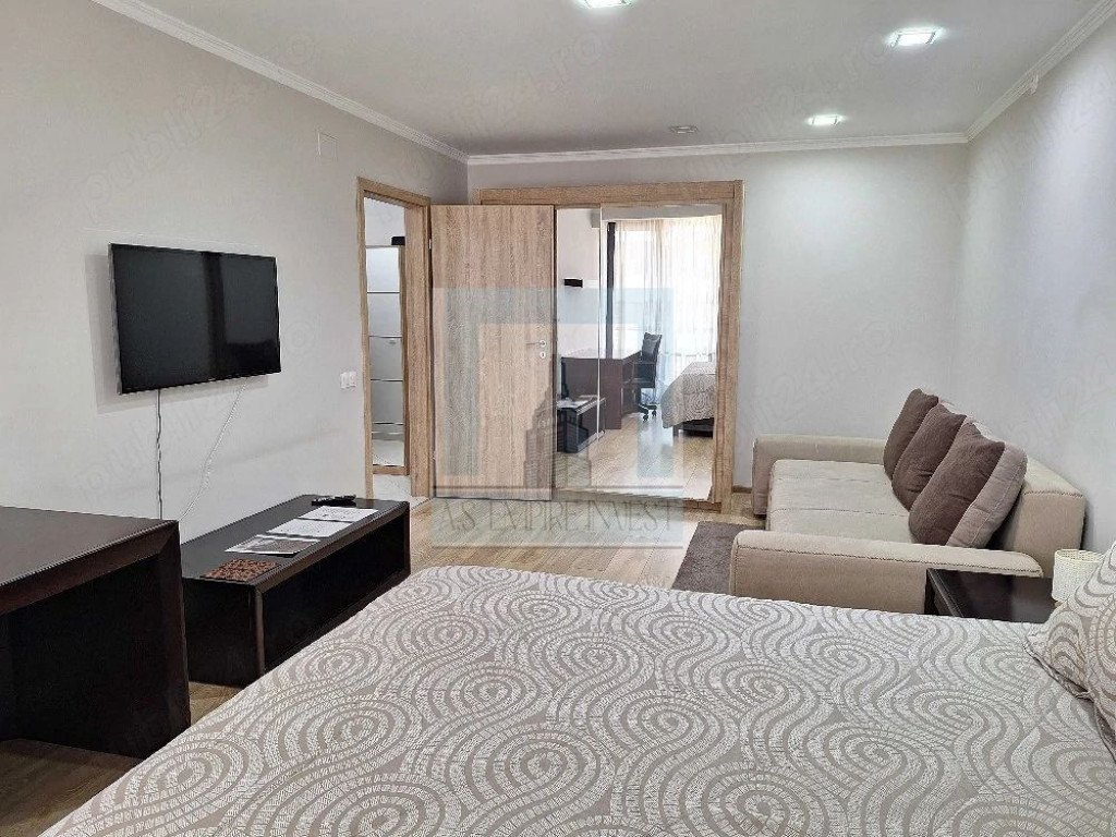 De vânzare apartament 3 camere/ zona Codrii Cosminului