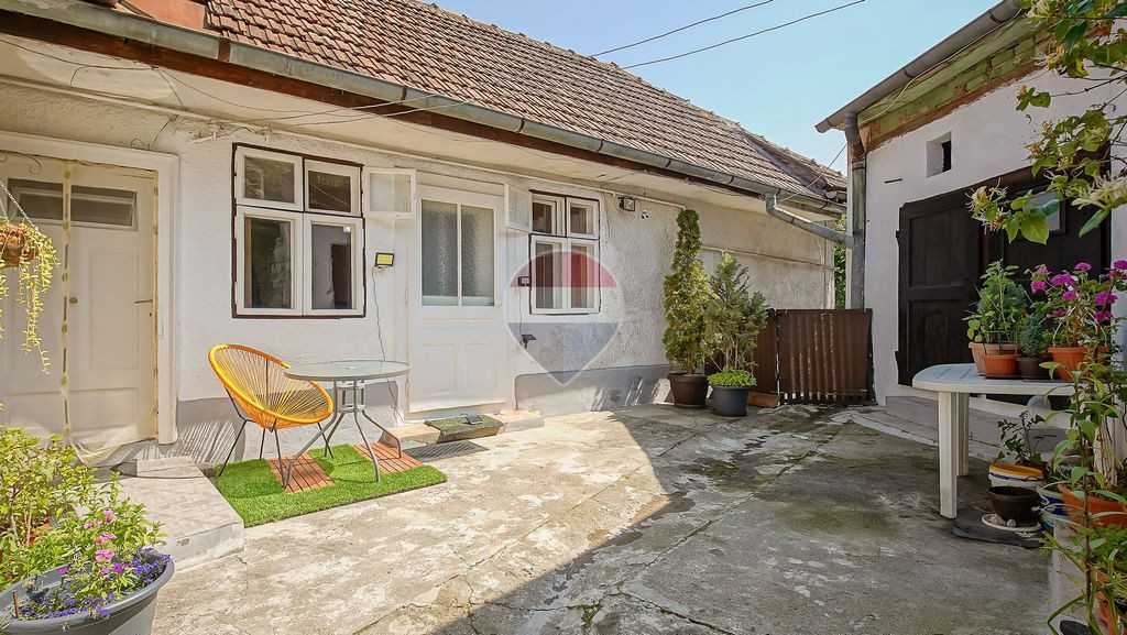 Comision 0%! Casă în Schei | Acces din 2 străzi + acces auto
