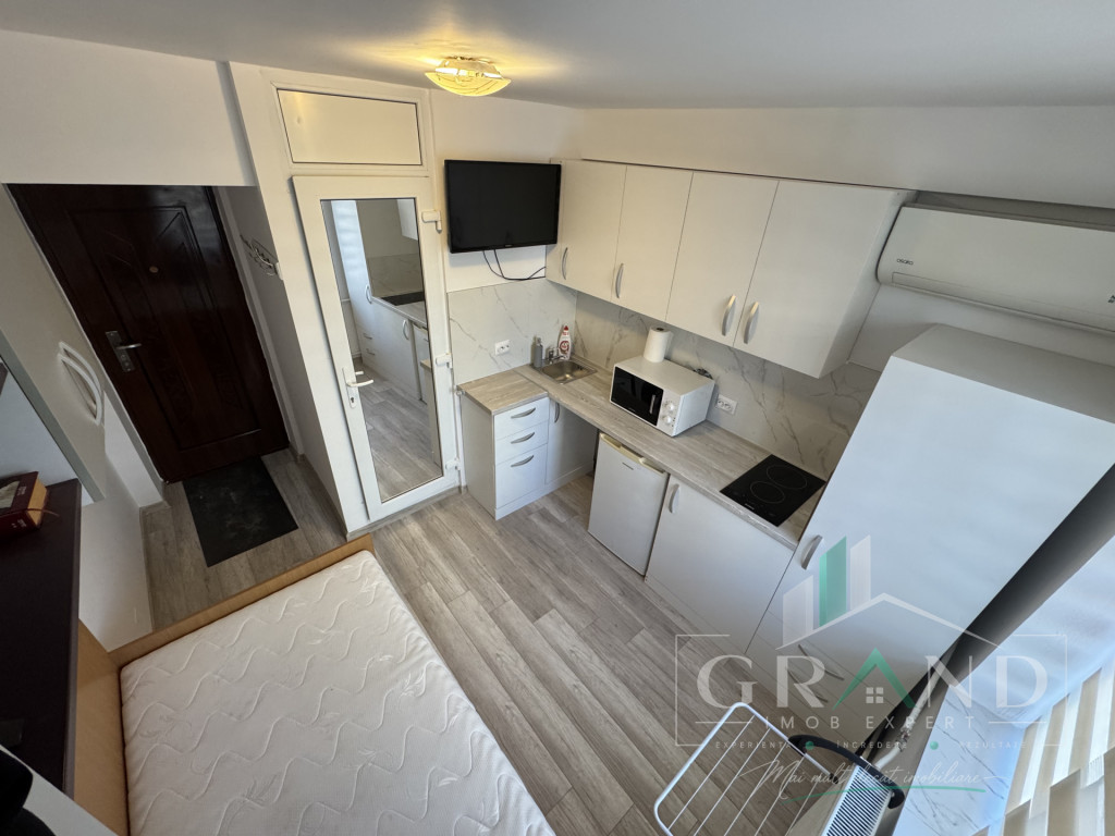 Garsonieră renovată | 12 mp | Etaj 1 | Mobilier pe comand