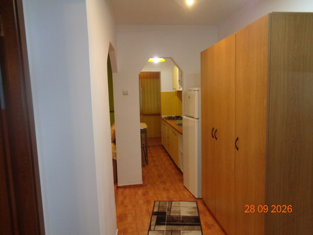 Proprietar inchiriez garsoniera str. Turda