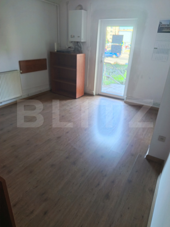 Spatiu 1 camera, 20 mp, zona Turda