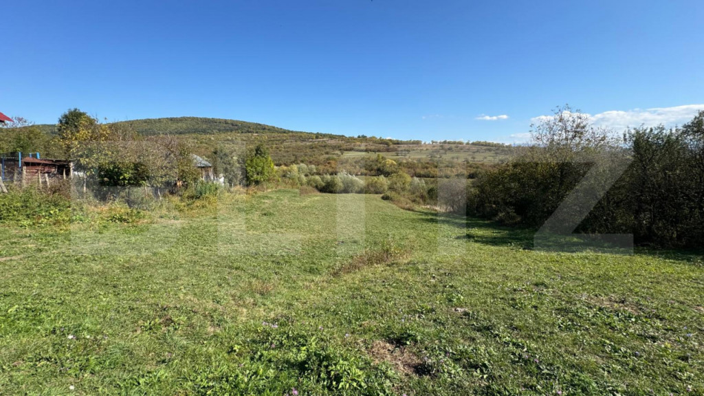 1100 mp Teren Intravilan, la 5 minute de centrul orasului Bi