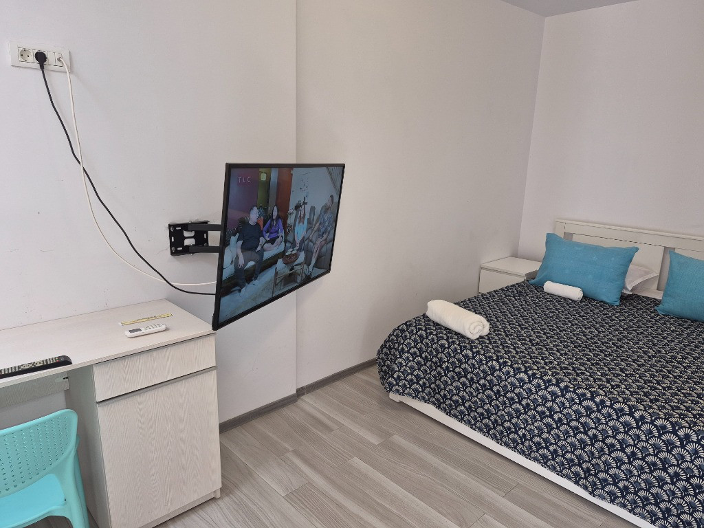 Studio utilat,centrală gaz,AC,wi-fi,baie+bucătărie proprii,Faleza nord