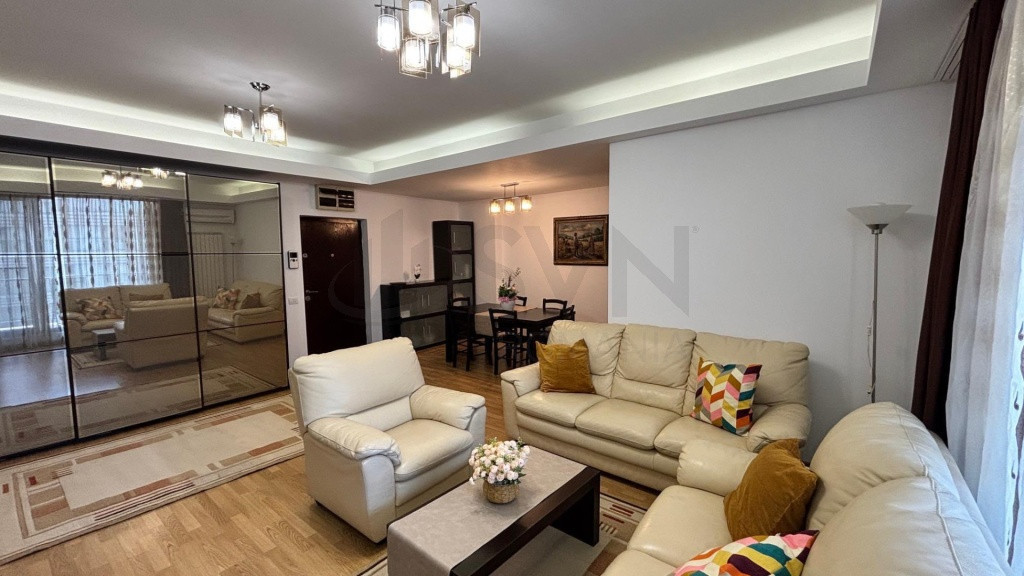 ﾃ始chiriere apartament 4 camere decomandat, Herﾄピtrﾄブ, 117 mp, 2 parcﾄビi