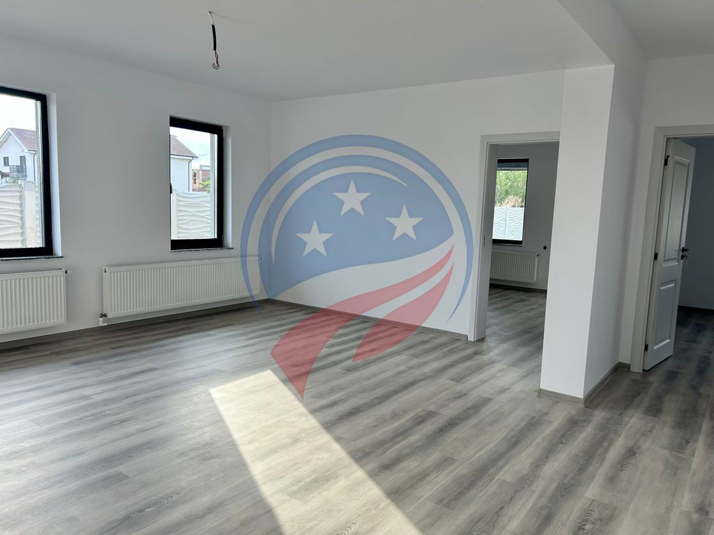 Casă de vânzare în Damila | 498 mp teren | 143 mp construcție | 12 ml deschidere