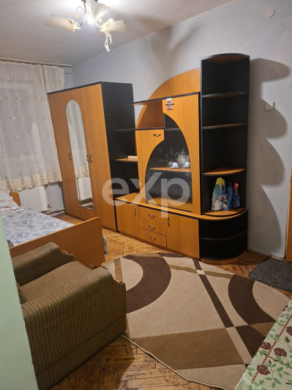 Vanzare garsoniera Razboieni