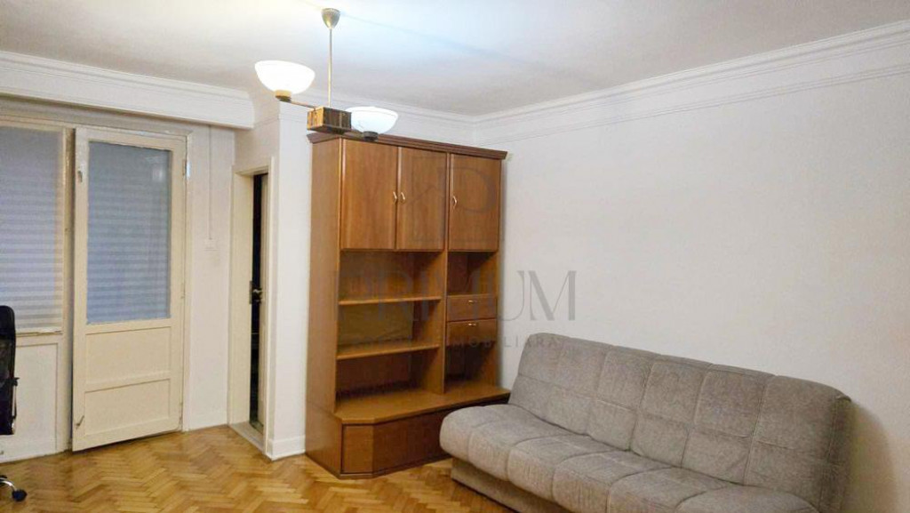 CIRCUMVALATIUNII - 1 CAM - MOBILAT/UTILAT - BAIE RENOVATA -