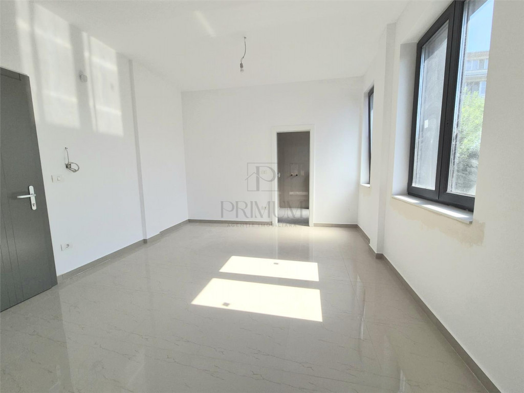 Spatiu birouri openspace cladire noua parter - Complexul S