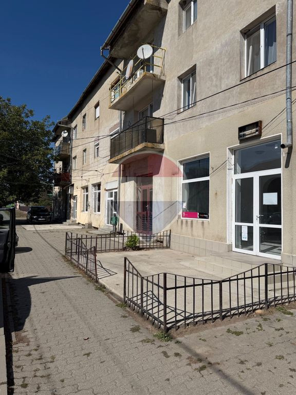 Apartament cu 2 camere de închiriat pe Banu Maracine