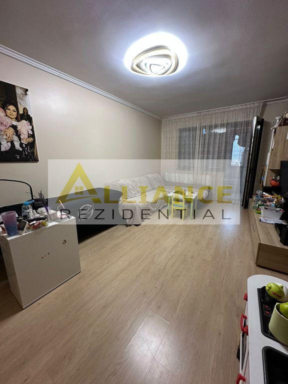 APARTAMENT 3 CAMERE DE VÂNZARE ÎN EXCLUSIVITATE CU 2 PARCĂRI