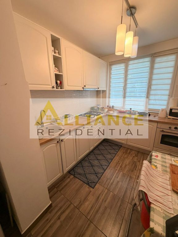 APARTAMENT 3 CAMERE DE VÂNZARE – INTRAREA ÎN PARCUL DRUMUL TABEREI