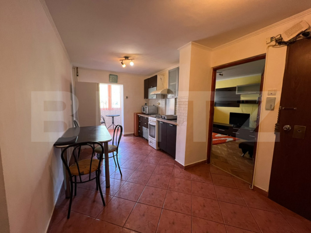 Apartament cu 2 camere de închiriat — Zona Decebal