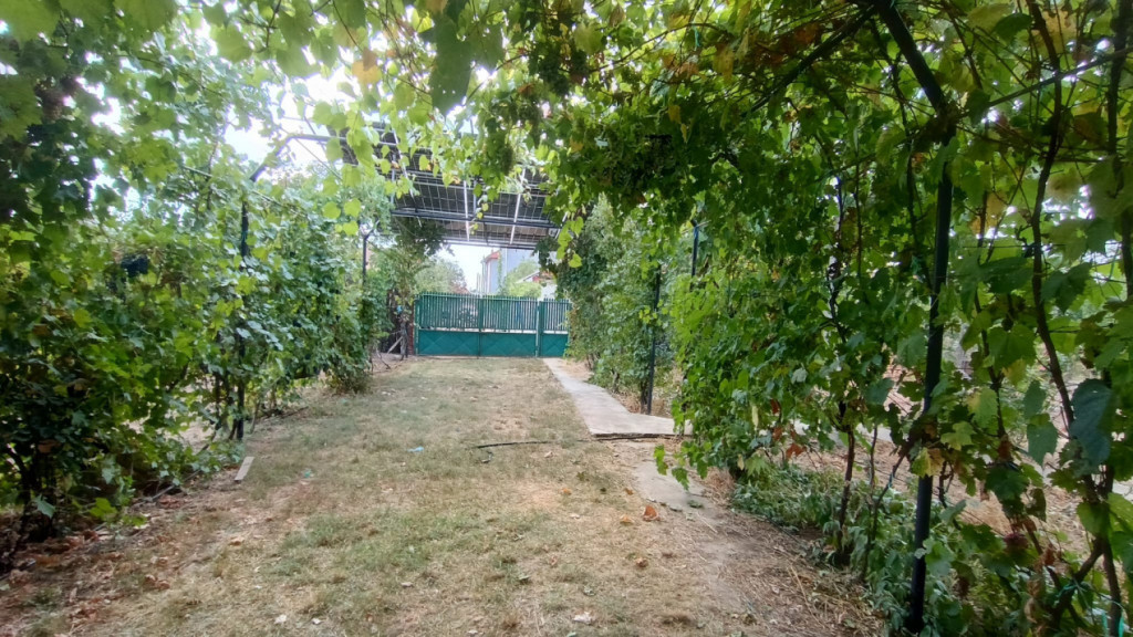 CASĂ – COȘOVENI | 70 MP UTILI | TEREN 2.331 MP