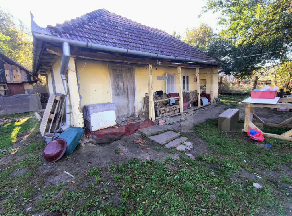 Casa de vanzare, 57 mp, zona Gherla