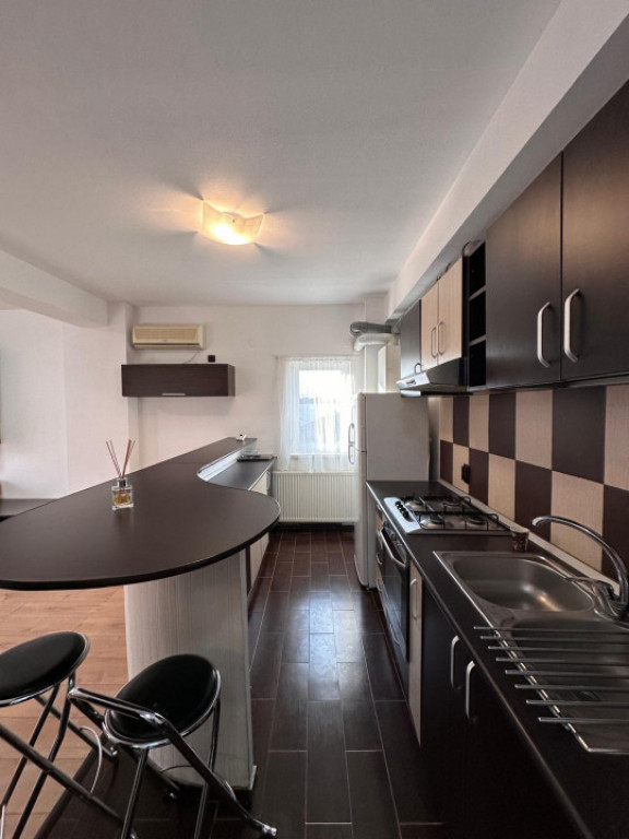 Apartament 2 camere, bloc nou, zona Trocadero, Constanta