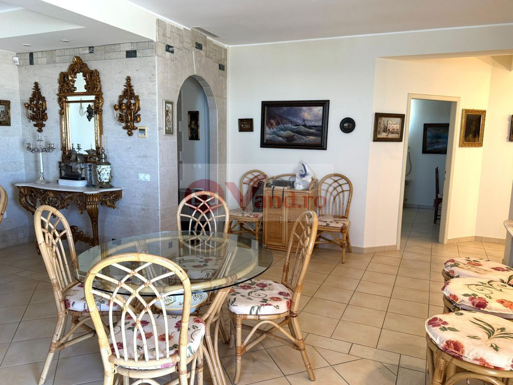 Apartament 4 camere, 101.21 mp, pe plaja Coral Beach – Navodari