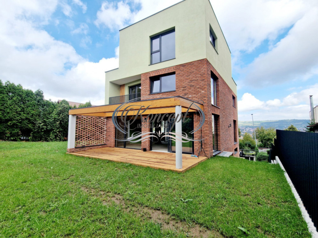 Casa individuala Finisata, in Gruia