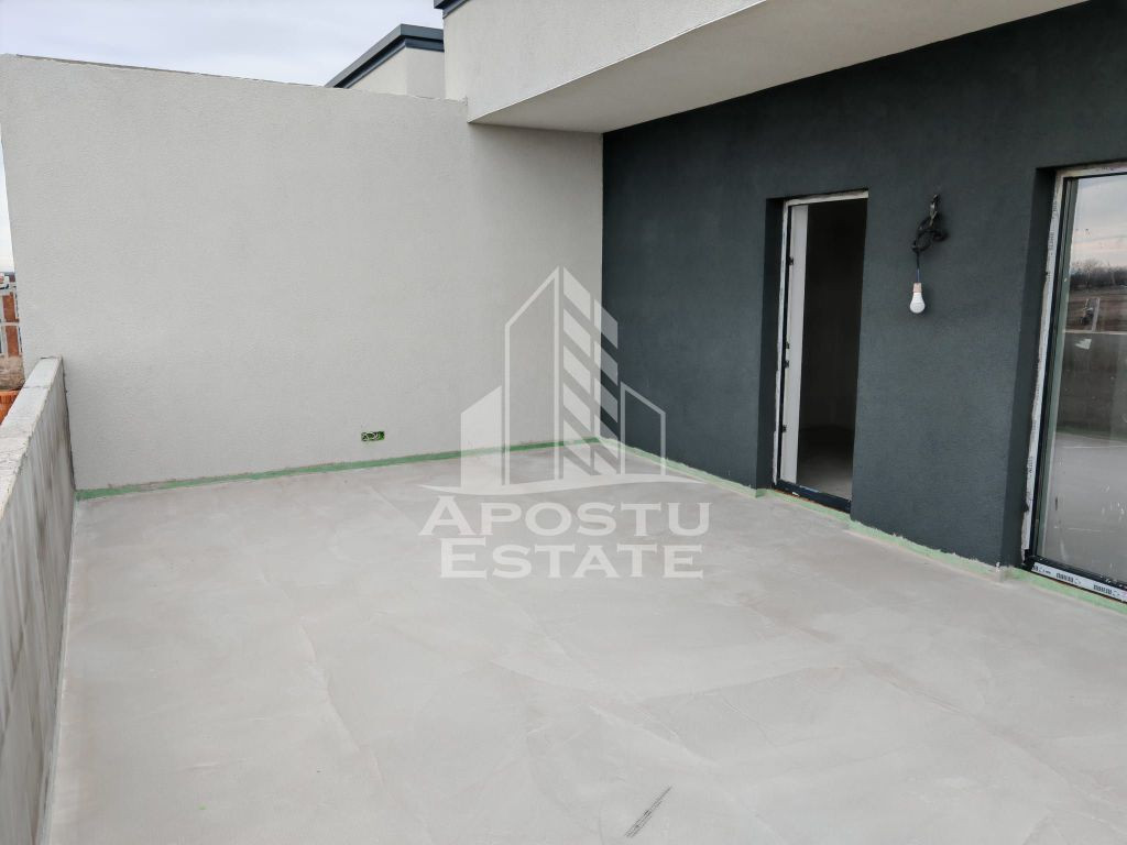 Duplex la cheie,despartit,4 camere Giarmata Mare
