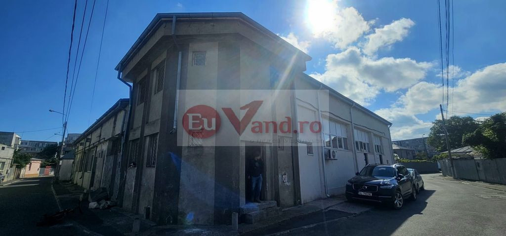 Spatiu comercial/Atelier creatie, 50 mp utili, zona Port - Faleza