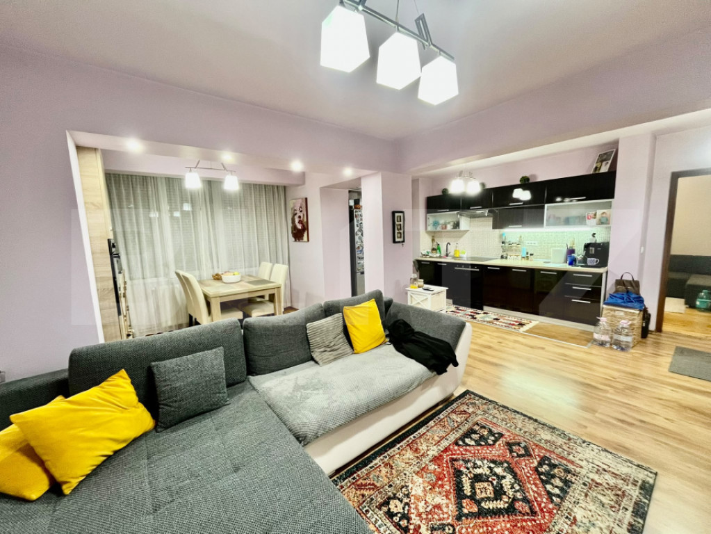 Apartament cu 3 camere tip D de vânzare, zona Nufărul din