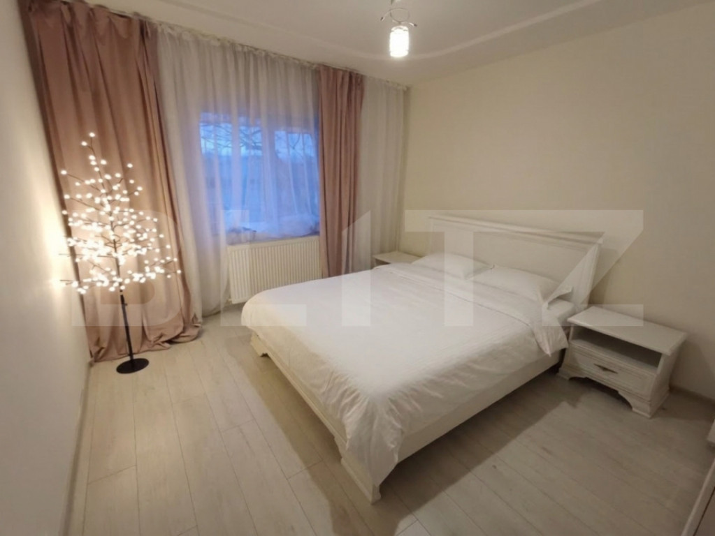 Apartament de vanzare, cu 3 camere, 67 mp, zona parc Debarca