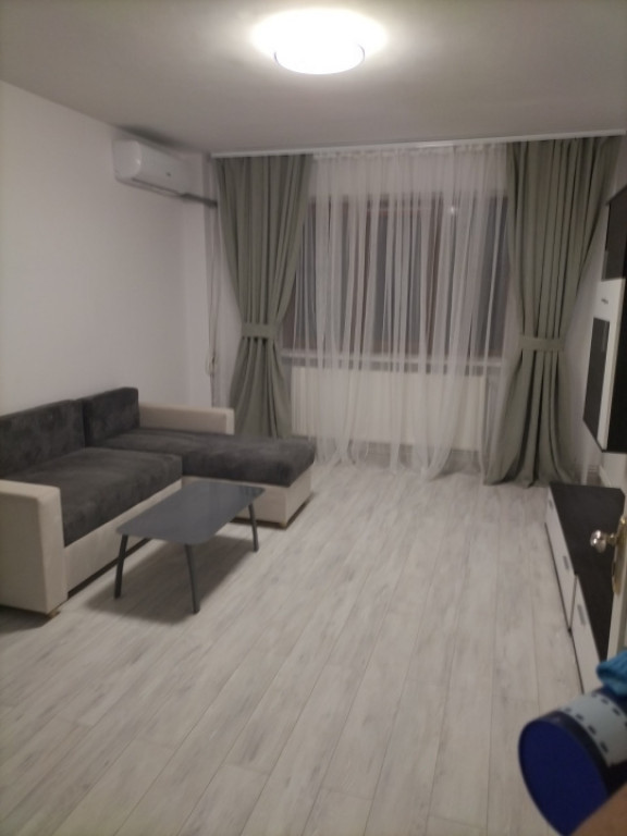 Apartament 2 camere decomantat, 50 mp, Bld Carol, zona Garii