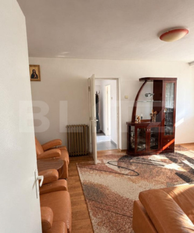 Apartament 2 camere, 55 mp, zona Regiment 11 Siret-mobilat
