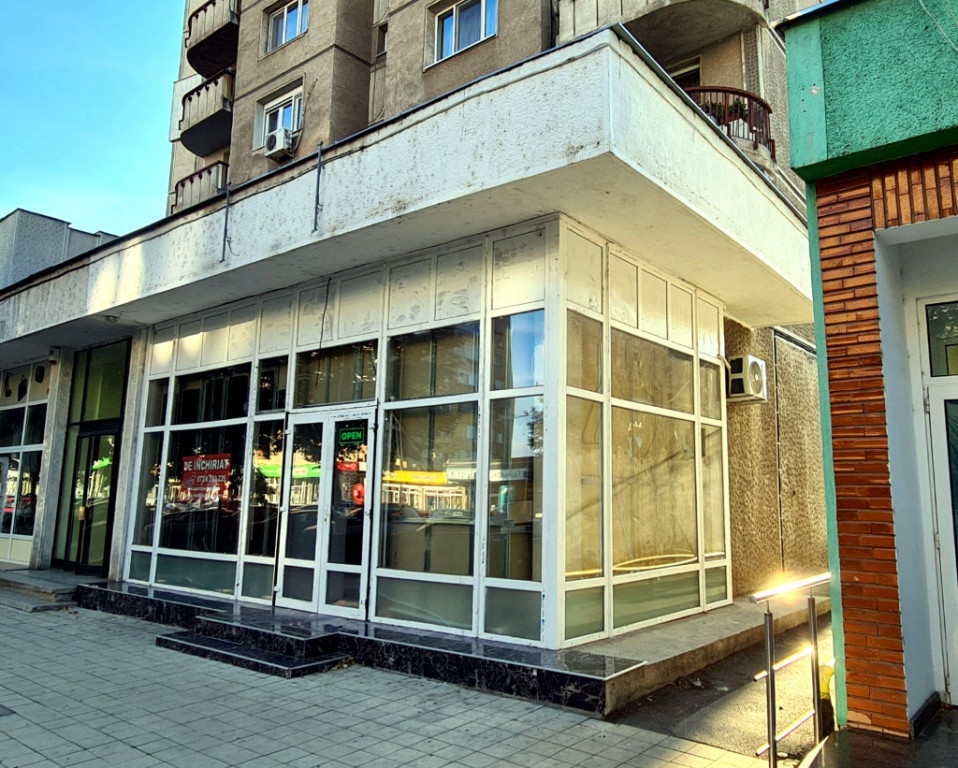 Inchiriez spatiu comercial in Deva, zona Deceba (Casa de Pensii, Lido)