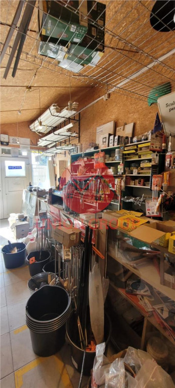 2 Spatii Comerciale de Inchiriat, Aprox. 50 mp magazin #537;