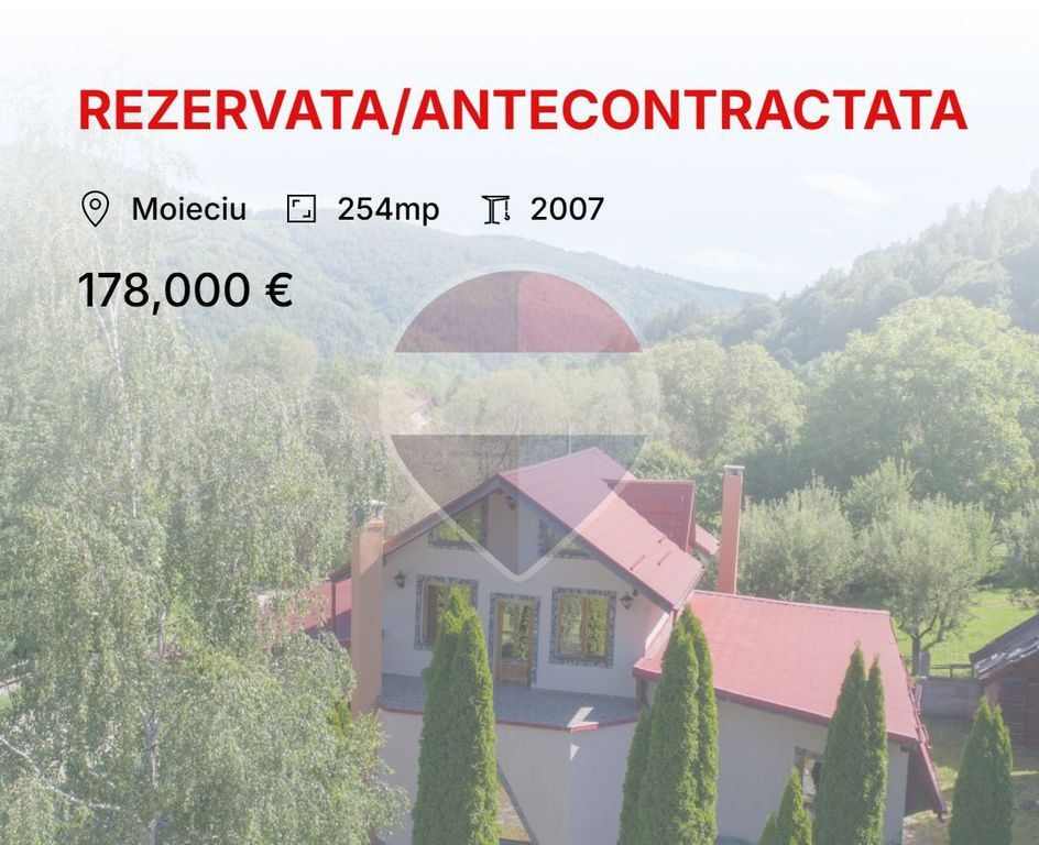 Casă de vacanță cu 9 camere de vânzare Moieciu de Jos