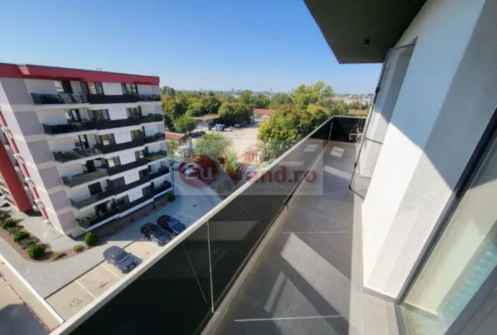 Apartament modern cu 3 camere - Complex Arcada - 130000 euro