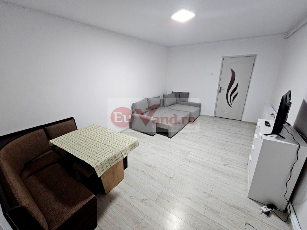 De vanzare apartament cu o camera, zona Reno - Doja, parter, 46.500 euro