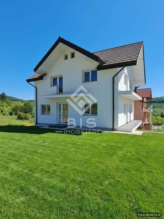 Vilă S+P+M de Vânzare | Bistrița, Zona DN17C (lângă Pico Verde)