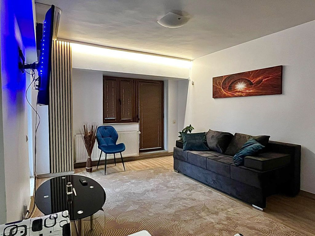 2 camere | Bd. Unirii | Tribunal | 3 balcoane |