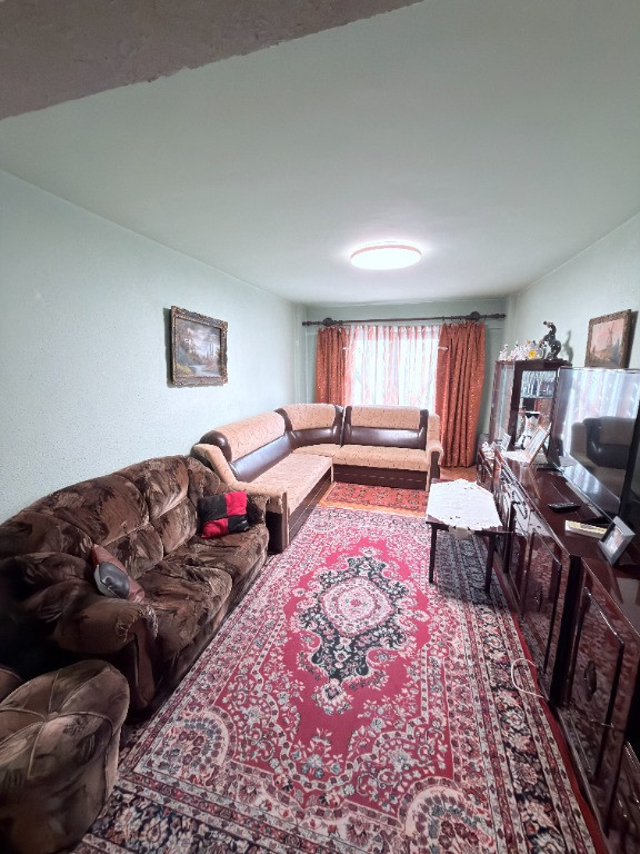 Apartament 4 camere BRD-Piata Mare, etaj 2
