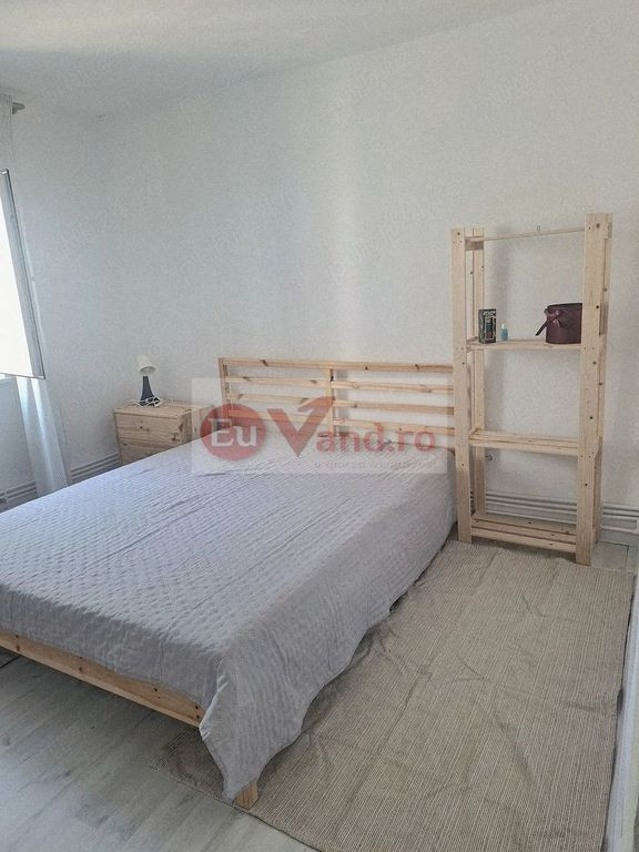 De inchiriat apartament 2 camere, Piața Centrală, 450 euro