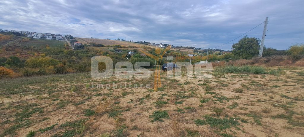 Valea Adanca, TEREN INTRAVILAN 1500 mp, 94.500 euro