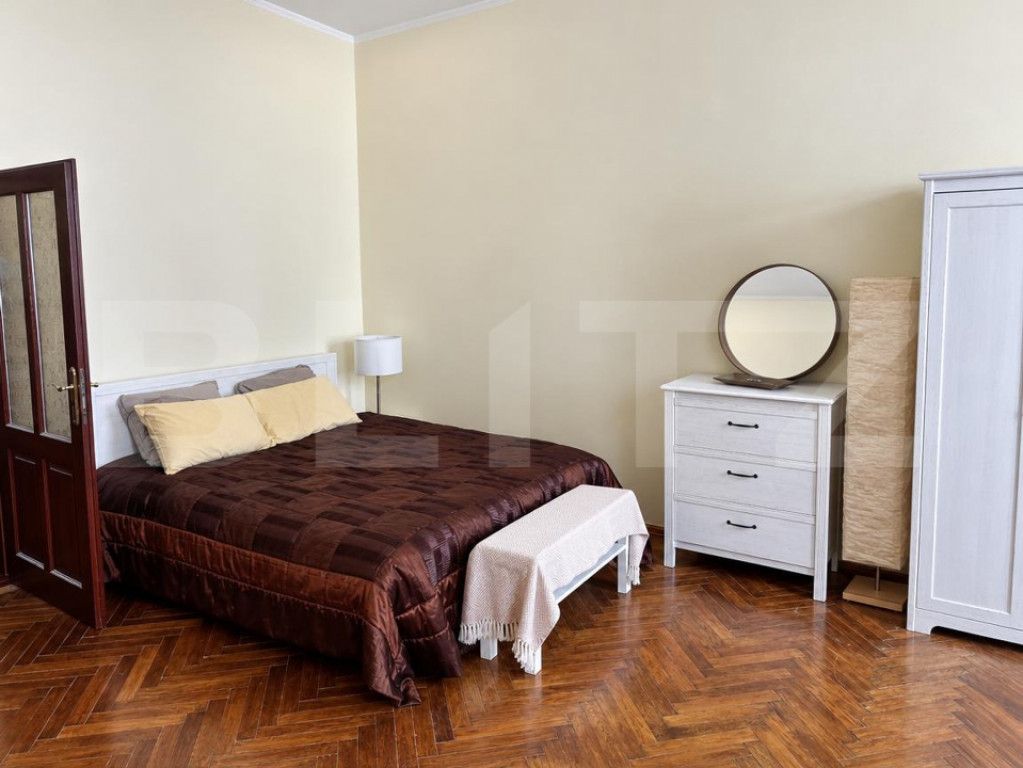 Apartament 2 camere, 62.50 mp, parcare, zona Centru
