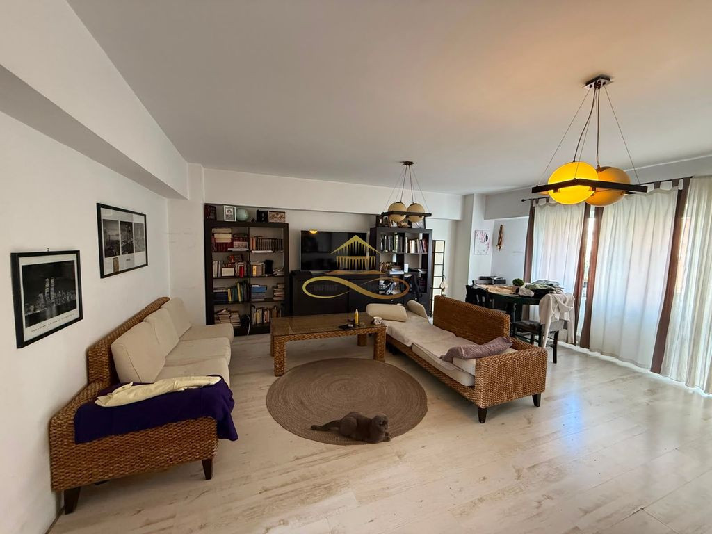 Apartament 4 camere de vanzare in Bacau bloc 2007