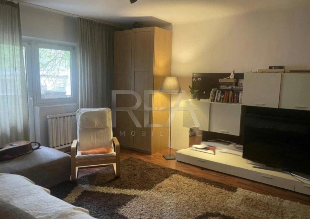 4 camere, et 1/8, bloc 1989, 97 mp-13 Septembrie, Prosper