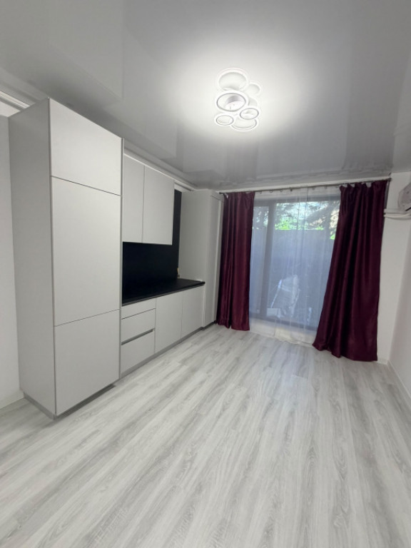 Apartament cu 2 camere de vânzare în Mamaia Nord – OBA R