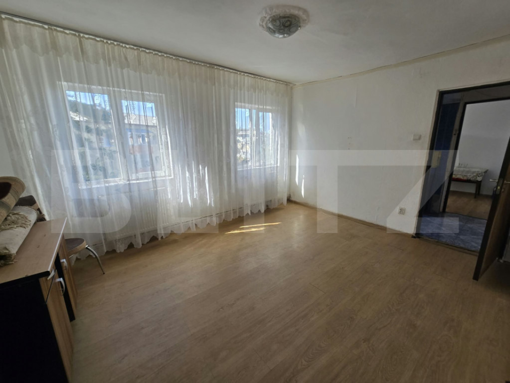 Ideal investitie! Apartament 3 camere, 48 mp, zona Micro 9