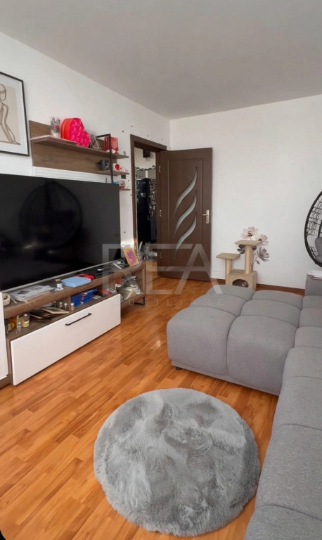 3 Camere Decomandat 70 mp | Renovat | Metrou