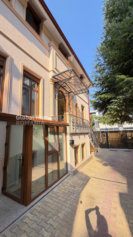 FIRST RENT | Villa - 5 Rooms | Victoriei - Titulescu